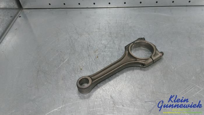 Gebruikte Drijfstang Audi A4 Prijs € 59,00 Margeregeling aangeboden door Klein Gunnewiek Autodemontage & Motorentechniek