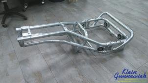 Gebruikte Motorrubber Mercedes EQC Prijs € 995,00 Margeregeling aangeboden door Klein Gunnewiek Autodemontage & Motorentechniek