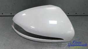 Gebruikte Spiegelkap rechts Mercedes EQC Prijs € 35,00 Margeregeling aangeboden door Klein Gunnewiek Autodemontage & Motorentechniek