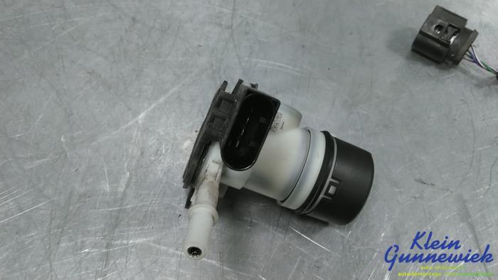 Gebruikte Pomp adblue Volkswagen Tiguan Prijs € 139,00 Margeregeling aangeboden door Klein Gunnewiek Autodemontage & Motorentechniek