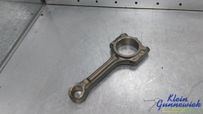 Gebruikte Drijfstang Renault Kadjar Prijs € 57,00 Margeregeling aangeboden door Klein Gunnewiek Autodemontage & Motorentechniek