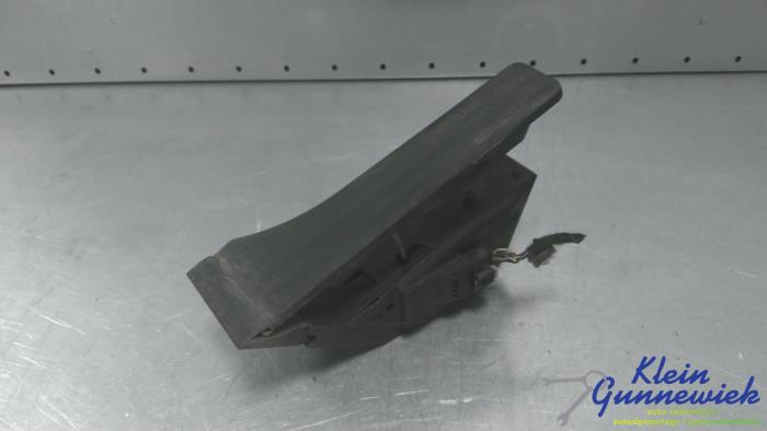 Gebruikte Sensor Gaspedaalpositie Mercedes E-Klasse Prijs € 41,00 Margeregeling aangeboden door Klein Gunnewiek Autodemontage & Motorentechniek