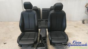 Gebruikte Interieur Bekledingsset BMW 4-Serie Prijs € 645,00 Margeregeling aangeboden door Klein Gunnewiek Autodemontage & Motorentechniek