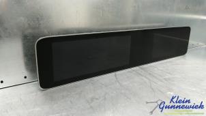 Gebruikte Display Interieur Mercedes A-Klasse Prijs € 295,00 Margeregeling aangeboden door Klein Gunnewiek Autodemontage & Motorentechniek