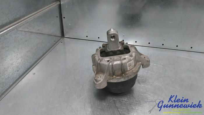 Gebruikte Motorsteun BMW 5-Serie Prijs € 45,00 Margeregeling aangeboden door Klein Gunnewiek Autodemontage & Motorentechniek