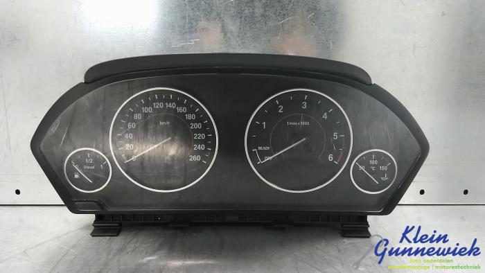 Gebruikte Cockpit BMW 3-Serie Prijs € 143,00 Margeregeling aangeboden door Klein Gunnewiek Autodemontage & Motorentechniek