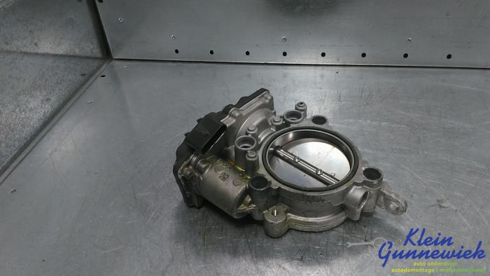 Gebruikte Gasklephuis BMW 4-Serie Prijs € 20,00 Margeregeling aangeboden door Klein Gunnewiek Autodemontage & Motorentechniek