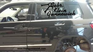 Gebruikte Portier 4Deurs links-achter Mercedes GLK-Klasse Prijs € 495,00 Margeregeling aangeboden door Gebr.Klein Gunnewiek Ho.BV