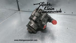 Gebruikte Pomp Servo Volkswagen Crafter Prijs € 80,00 Margeregeling aangeboden door Gebr.Klein Gunnewiek Ho.BV