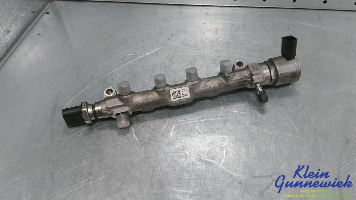 Gebruikte Injector brug Volkswagen Golf Prijs € 188,00 Margeregeling aangeboden door Klein Gunnewiek Autodemontage & Motorentechniek