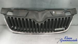 Gebruikte Grille Skoda Fabia Prijs € 45,00 Margeregeling aangeboden door Klein Gunnewiek Autodemontage & Motorentechniek