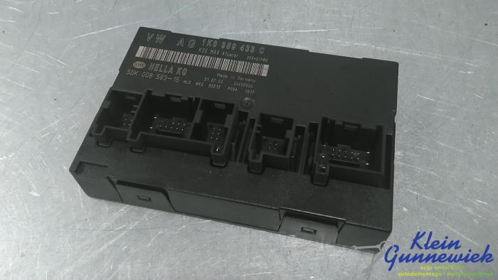 Gebruikte Computer Body Control Volkswagen Touran Prijs € 18,00 Margeregeling aangeboden door Klein Gunnewiek Autodemontage & Motorentechniek