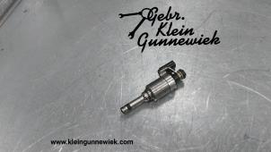 Gebruikte Injector (benzine injectie) Ford B-Max Prijs € 40,00 Margeregeling aangeboden door Gebr.Klein Gunnewiek Ho.BV