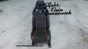 Gebruikte Voorstoel links Mercedes GLA-Klasse Prijs € 495,00 Margeregeling aangeboden door Gebr.Klein Gunnewiek Ho.BV