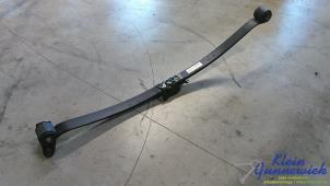 Gebruikte Bladveer achter Volkswagen Crafter Prijs € 95,00 Margeregeling aangeboden door Klein Gunnewiek Autodemontage & Motorentechniek