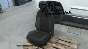 Gebruikte Voorstoel rechts Volkswagen Taigo Prijs € 195,00 Margeregeling aangeboden door Gebr.Klein Gunnewiek Ho.BV