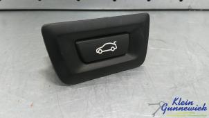 Gebruikte Schakelaar BMW X3 Prijs € 20,00 Margeregeling aangeboden door Klein Gunnewiek Autodemontage & Motorentechniek