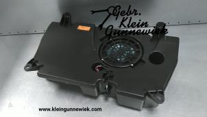 Gebruikte Speaker Mercedes GLA-Klasse Prijs € 145,00 Margeregeling aangeboden door Gebr.Klein Gunnewiek Ho.BV