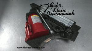 Gebruikte Gereedschap Set Volkswagen Crafter Prijs € 65,00 Margeregeling aangeboden door Gebr.Klein Gunnewiek Ho.BV