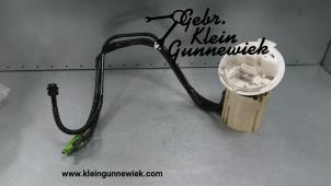 Gebruikte Tank element Pomp Mercedes GLK-Klasse Prijs € 75,00 Margeregeling aangeboden door Gebr.Klein Gunnewiek Ho.BV