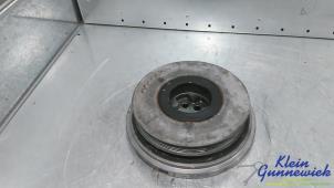 Gebruikte Krukas Poelie Mercedes Sprinter Prijs € 80,00 Margeregeling aangeboden door Klein Gunnewiek Autodemontage & Motorentechniek