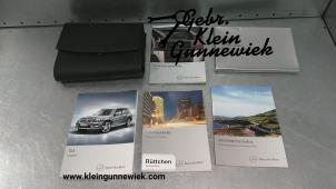 Gebruikte Instructie Boekje Mercedes GLK-Klasse Prijs € 25,00 Margeregeling aangeboden door Gebr.Klein Gunnewiek Ho.BV