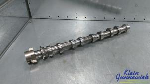 Gereviseerde Nokkenas Renault Master Prijs € 272,25 Inclusief btw aangeboden door Klein Gunnewiek Autodemontage & Motorentechniek