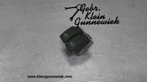 Gebruikte Schakelblok ruiten Volkswagen Transporter Prijs € 15,00 Margeregeling aangeboden door Gebr.Klein Gunnewiek Ho.BV