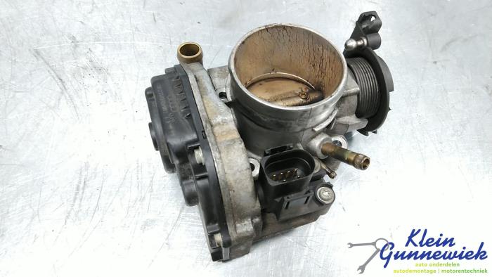 Gebruikte Gasklephuis Audi A4 Prijs € 25,00 Margeregeling aangeboden door Klein Gunnewiek Autodemontage & Motorentechniek