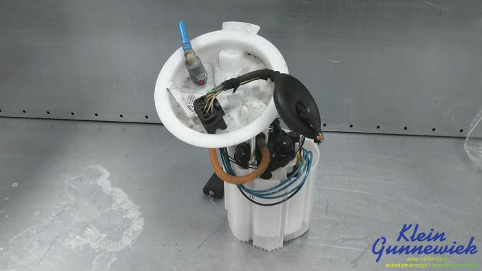 Gebruikte Tank element Pomp BMW 1-Serie Prijs € 141,00 Margeregeling aangeboden door Klein Gunnewiek Autodemontage & Motorentechniek