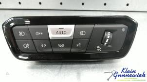 Gebruikte Licht Schakelaar BMW 3-Serie Prijs € 85,00 Margeregeling aangeboden door Klein Gunnewiek Autodemontage & Motorentechniek