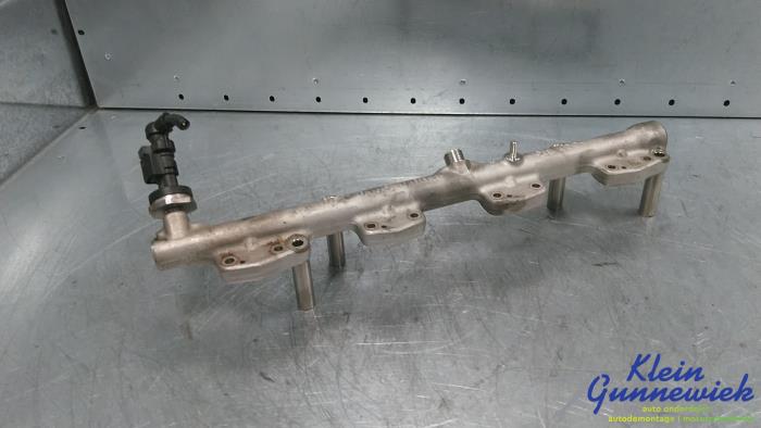 Gebruikte Injector brug BMW 3-Serie Prijs € 71,00 Margeregeling aangeboden door Klein Gunnewiek Autodemontage & Motorentechniek