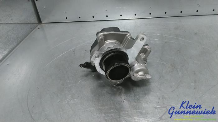 Gebruikte Uitlaat gasklep (EGR) Volkswagen Caddy Prijs € 51,00 Margeregeling aangeboden door Klein Gunnewiek Autodemontage & Motorentechniek