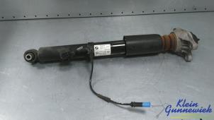 Gebruikte Schokdemper links-achter BMW 3-Serie Prijs € 275,00 Margeregeling aangeboden door Klein Gunnewiek Autodemontage & Motorentechniek