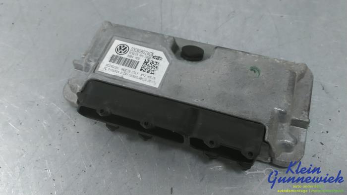 Gebruikte Inspuitcomputer Volkswagen Polo Prijs € 76,00 Margeregeling aangeboden door Klein Gunnewiek Autodemontage & Motorentechniek
