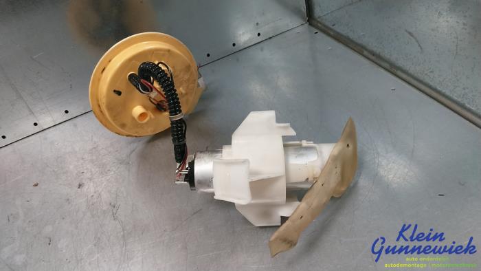 Gebruikte Brandstofpomp Elektrisch BMW 5-Serie Prijs € 135,00 Margeregeling aangeboden door Klein Gunnewiek Autodemontage & Motorentechniek