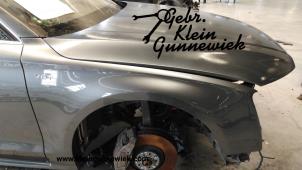 Gebruikte Scherm rechts-voor Audi A8 Prijs € 295,00 Margeregeling aangeboden door Gebr.Klein Gunnewiek Ho.BV