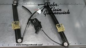 Gebruikte Raammechaniek 4Deurs rechts-voor Audi Q5 Prijs € 45,00 Margeregeling aangeboden door Gebr.Klein Gunnewiek Ho.BV