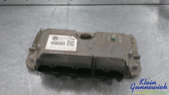 Gebruikte Inspuitcomputer Volkswagen Golf Prijs € 41,00 Margeregeling aangeboden door Klein Gunnewiek Autodemontage & Motorentechniek