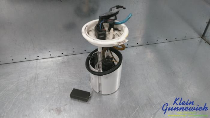 Gebruikte Tank element Pomp Volkswagen Golf Prijs € 28,00 Margeregeling aangeboden door Klein Gunnewiek Autodemontage & Motorentechniek
