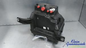 Gebruikte Tank adblue Audi A8 Prijs € 395,00 Margeregeling aangeboden door Klein Gunnewiek Autodemontage & Motorentechniek