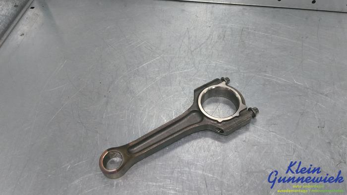 Gebruikte Drijfstang Ford Focus Prijs € 80,00 Margeregeling aangeboden door Klein Gunnewiek Autodemontage & Motorentechniek