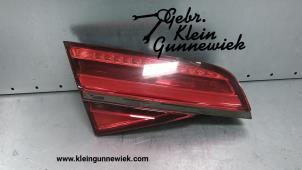 Gebruikte Achterlicht links Audi A8 Prijs € 145,00 Margeregeling aangeboden door Gebr.Klein Gunnewiek Ho.BV