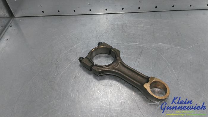 Gebruikte Drijfstang BMW 1-Serie Prijs € 79,00 Margeregeling aangeboden door Klein Gunnewiek Autodemontage & Motorentechniek