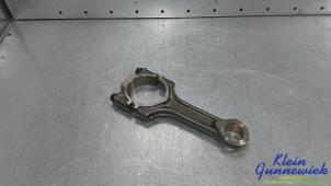 Gebruikte Drijfstang Alfa Romeo Giulietta Prijs € 45,00 Margeregeling aangeboden door Klein Gunnewiek Autodemontage & Motorentechniek