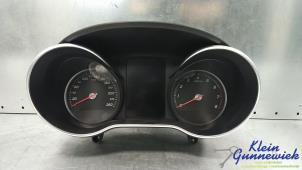 Gebruikte Cockpit Mercedes C-Klasse Prijs € 275,00 Margeregeling aangeboden door Klein Gunnewiek Autodemontage & Motorentechniek