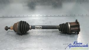 Gebruikte Aandrijfas links-voor Audi A6 Prijs € 47,00 Margeregeling aangeboden door Klein Gunnewiek Autodemontage & Motorentechniek