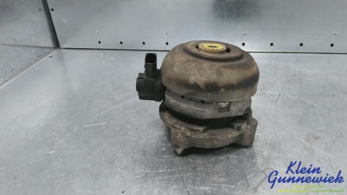 Gebruikte Motorrubber Audi A8 Prijs € 75,00 Margeregeling aangeboden door Klein Gunnewiek Autodemontage & Motorentechniek