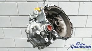 Gebruikte Versnellingsbak Opel Karl Prijs € 250,00 Margeregeling aangeboden door Klein Gunnewiek Autodemontage & Motorentechniek