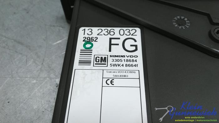 Computer Body Control van een Opel Tigra 2007